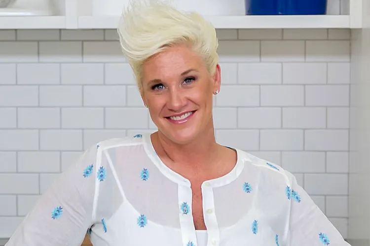 Anne Burrell, renowned Food Network personality and host of Worst Cooks in America, passes away at 55.