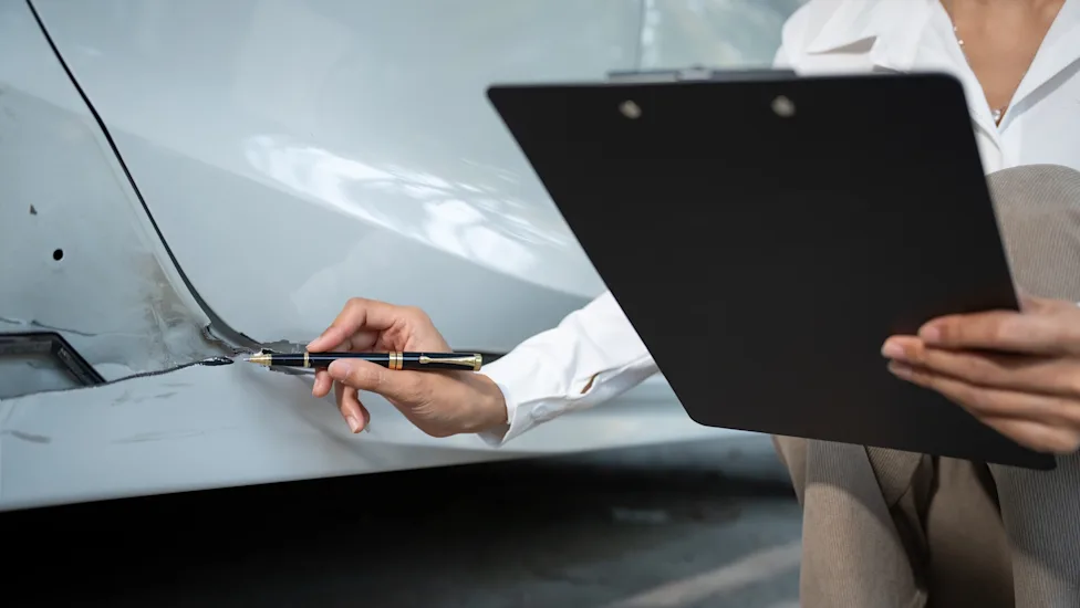 Illinois Auto Insurance Appraisal Law: What Drivers Need to Know